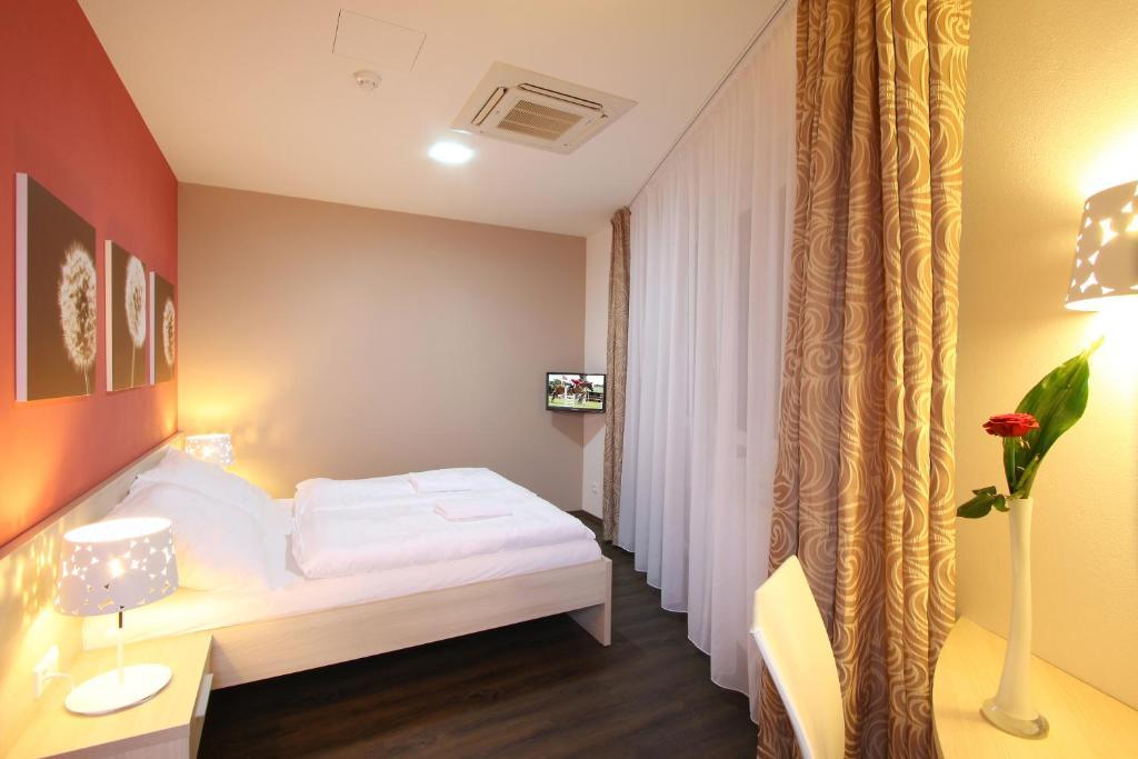 Hotel Gol Garni Olomouc Kamer foto